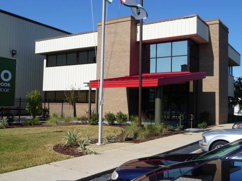 commercial-architecture-pensacola-florida-lamar-outdoor-01