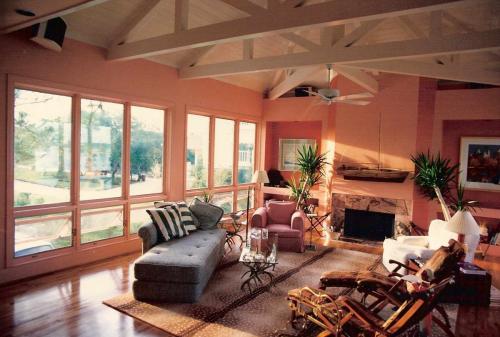 residential-architecture-ono-island-alabama-wall-house-03