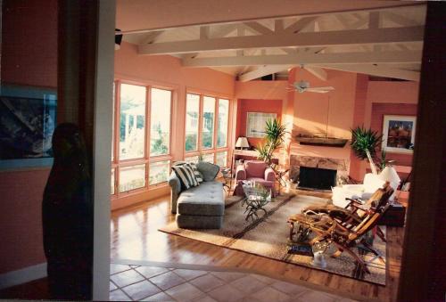 residential-architecture-ono-island-alabama-wall-house-07