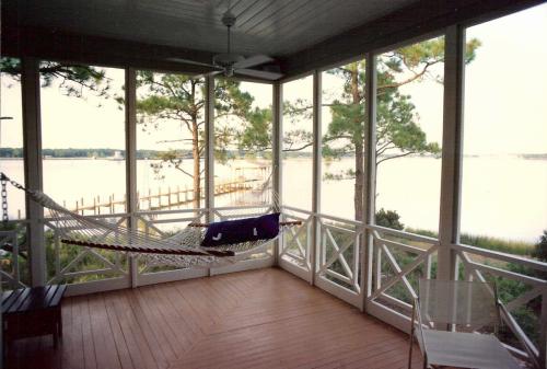 residential-architecture-ono-island-alabama-wall-house-19