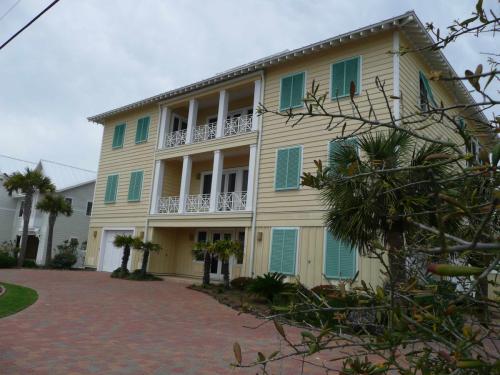 residential-architecture-pensacola-beach-florida-lamar-house-04