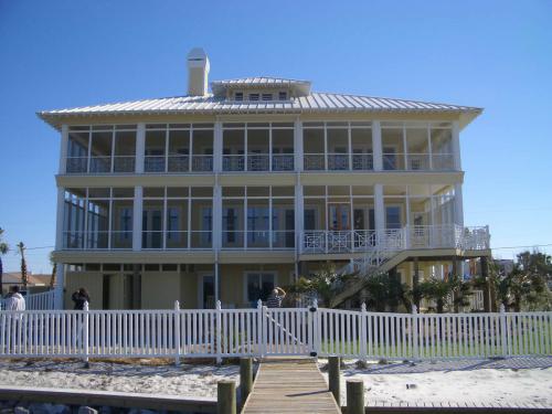 residential-architecture-pensacola-beach-florida-lamar-house-10