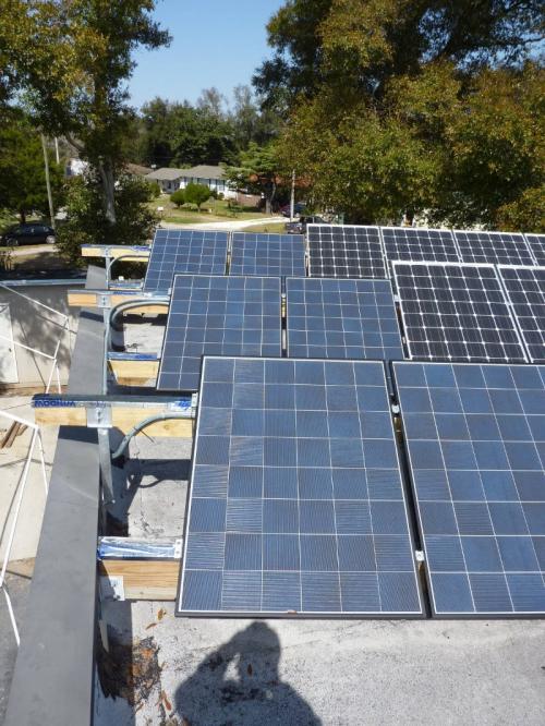 sustainable-architecture-pensacola-warrington-florida-3460-barrancas-05-solar-array-a